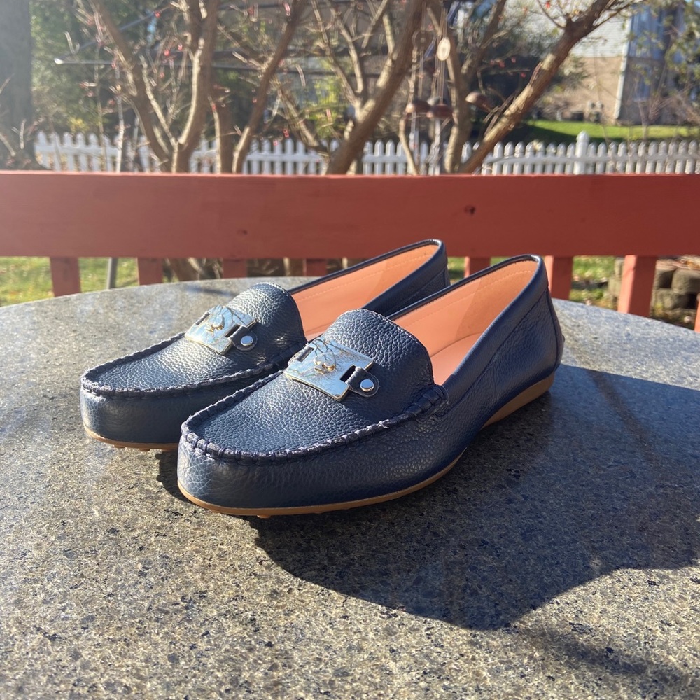 NWOT women's kate spade carmen loafer